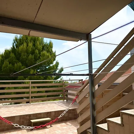 1 - Villa - La Vie Des Artistes *